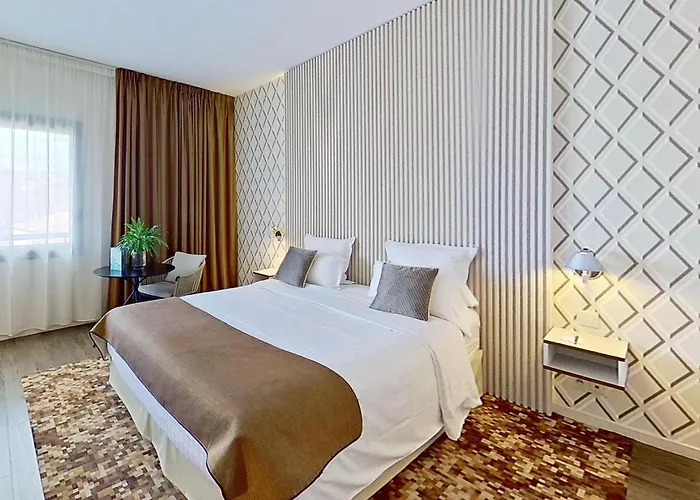 Aquabella Hotel & Spa