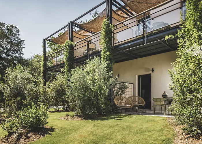 Les Lodges Sainte-Victoire Hotel&Spa