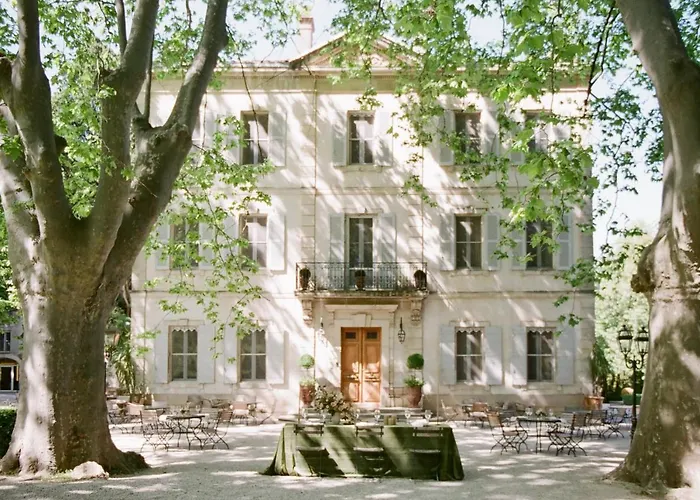 Hotel Château Des Alpilles